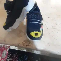 کتونی بچگانه در حد نو