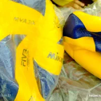 توپ والیبال میکاسا mva300اصل