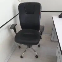 4 عدد صندلی اداری