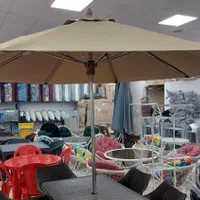 چتر پایه کنار سایه بان چراغ دار باغ ویلا روفگاردن|مصالح و تجهیزات ساختمان|چهارباغ, |دیوار