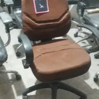 فروش و تعمیرات تخصصی انواع صندلی های اداری|صندلی و نیمکت|اراک, |دیوار