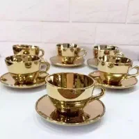 فنجون نعلبکی طلایی