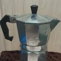 موکاپات .قهوه جوش|قوری، کتری، قهوه‌ساز دستی|زیرکوه, |دیوار