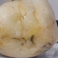 سنگ شیری رگه دار|کلکسیون اشیاء عتیقه|قم, زنبیل آباد|دیوار