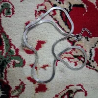 گردنبند به قیمت ۲۴۰ تومان