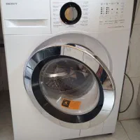 لباسشویی ۷ کیلویی بست در حد نو