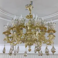 لوستر نو و سالم فقط بخاطر مشکل مالی میفروشم|لوستر و چراغ آویز|قم, زنبیل آباد|دیوار