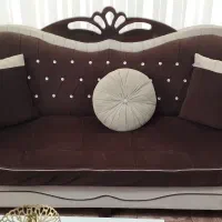 فروش مبل هشت نفر همراه با میز عسلی