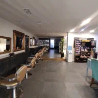 سالن-زیبایی-مبله-الهیه