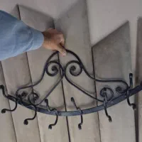 آویز لباس فلزی