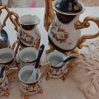 عصرانه خوری سلطنتی