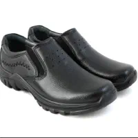 کفش فرزین مدل کلارک . زیبا و سبک سایز ۴۲