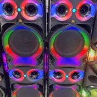 اسپیکر بزرگ مارک جی بی ال