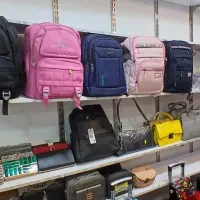 ویترین مغازه کیف فروشی|فروشگاه و مغازه|آستارا, |دیوار