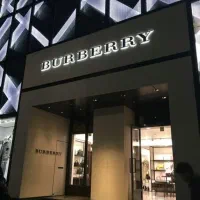 رهن و اجاره تجاری ۶۲۰ متری بلوار سجاد دو ممر