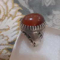 یک عدد انگشتر عتیقه