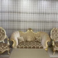 مبل و ۲جلو مبلی ،میز غذاخوری۸نفره