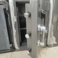 گاوصندوق سلیمی|ابزارآلات|میبد, |دیوار