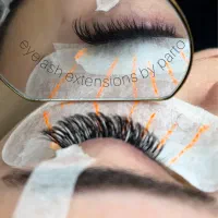 اکستنشن و لیفت مژه