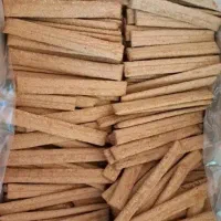 بیسکویت چوکو استیک و شکلات تلخ
