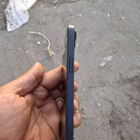 آیفون ۱۳ نورمال