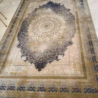 معاوضه فرش ۱۵۰۰ شانه با گوشی آیفون