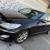 جنسیس سدان مشکی در حد