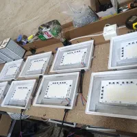 لامپ دست ساز . پرژکتور ال ای دی|لامپ و چراغ|دورود, |دیوار