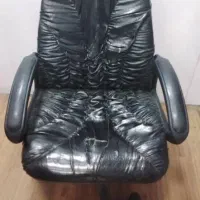 صندلی مدیریت نیلپر