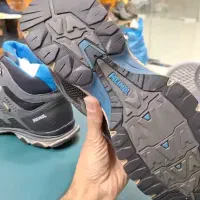 ۳ تا نیم بوت مردانه حرفه ای در حد نو و نو|کیف، کفش، کمربند|صدرا-فارس, فاز ۱|دیوار