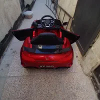 ماشین شارژ ی