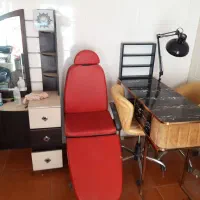 سرشور آرایشگاه آینه میز ناخون کار|آرایشگاه و سالنهای زیبایی|کرمان, |دیوار