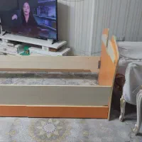 تخت خواب یک نفره