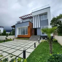 ویلا-دوبلکس-استخردار-300-متر-شهرکی-سندتکبرگ