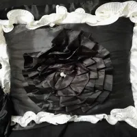 متکا بالش بالشت