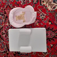 قنداق سویسی و تشک انتی رفلاکس نوزاد