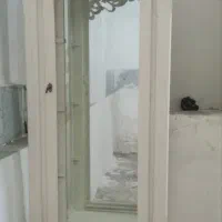 صندلی و ویترین چوبی|مبلمان خانگی و میز عسلی|کاشان, سلطان امیر احمد|دیوار