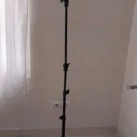 سه پایه نگهدارنده گوشی