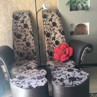 مبل نیم ست ( ۲ عدد یکنفره و ۲ عدد گل میز)