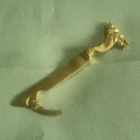 کلکسیونی از شمشیر و چاقوهای کوچک|کلکسیون اشیاء عتیقه|قدس, شهر‌قدس|دیوار