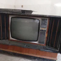 تلوزیون فیلیپس قدیمی
