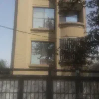 آپارتمان با پارکینگ و آسانسور