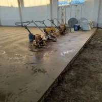 بتن ریزی کف با ماله پروانه ای (تخصصی وتضمینی)