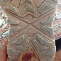 کفش بچگانه|کفش و لباس بچه|خوی, |دیوار