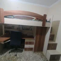 تخت دو طبقه