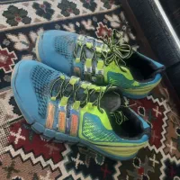 کتونی فوتبال وفوتسال|کیف، کفش، کمربند|مشکین‌دشت, |دیوار