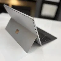 سرفیس پرو۷ فوق العاده تمیز