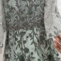 لباس مجلسی|لباس|قدس, شهر‌قدس|دیوار