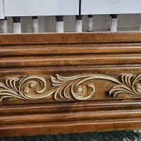 کتیبه و چوب پرده