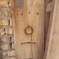 درب چوبی قدیمی سنتی